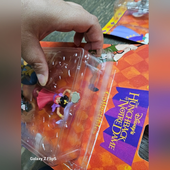 Disney's The Hunchback of Notre Dame collectable figures lot - Picture 3 of 8